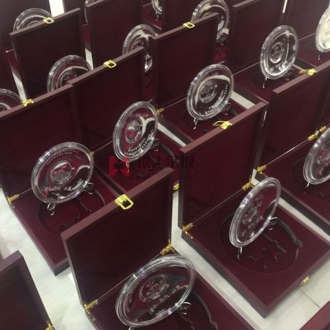 廣西定制  桂林富天純銀圓盤擺件紀(jì)念盤定制