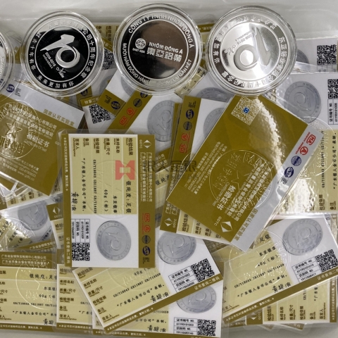 公司十周年紀(jì)念金章檢測(cè)證書(shū)