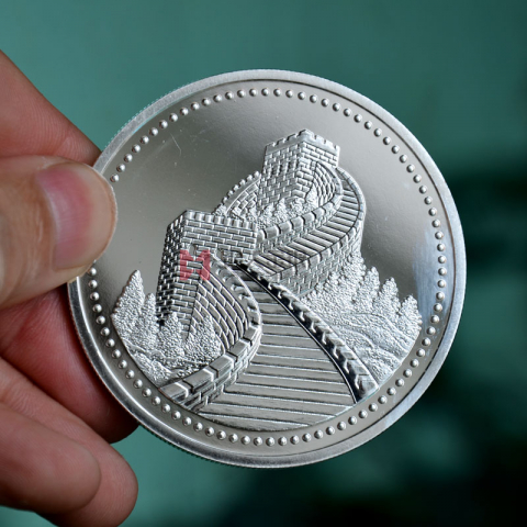 湖南長(zhǎng)沙某大學(xué)院校定制純銀紀(jì)念章